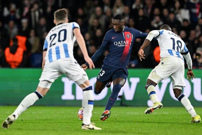 s15全球总决赛-关于皇家社会迎欧冠关键赛，今夜临场应变，气氛紧张，高层口径保持一致的信息